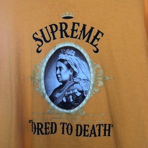 Men’s size Medium supreme T-shirt “bored to death”